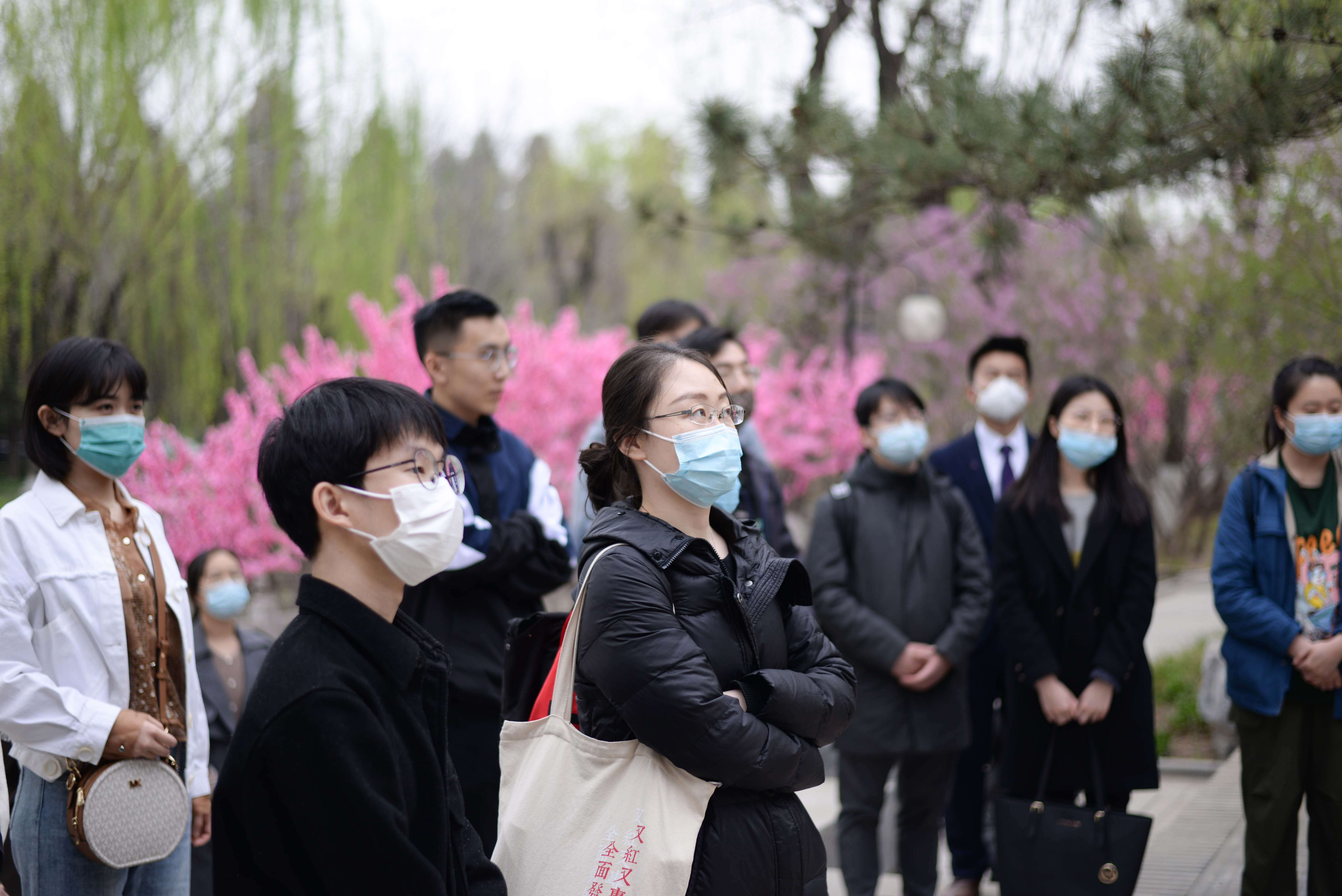 图为同学们认真聆听宣讲2.jpg 图为同学们认真聆听宣讲2.jpg